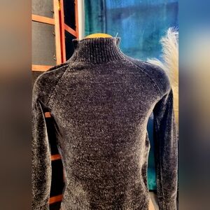 RAISER knit TURTLENECK